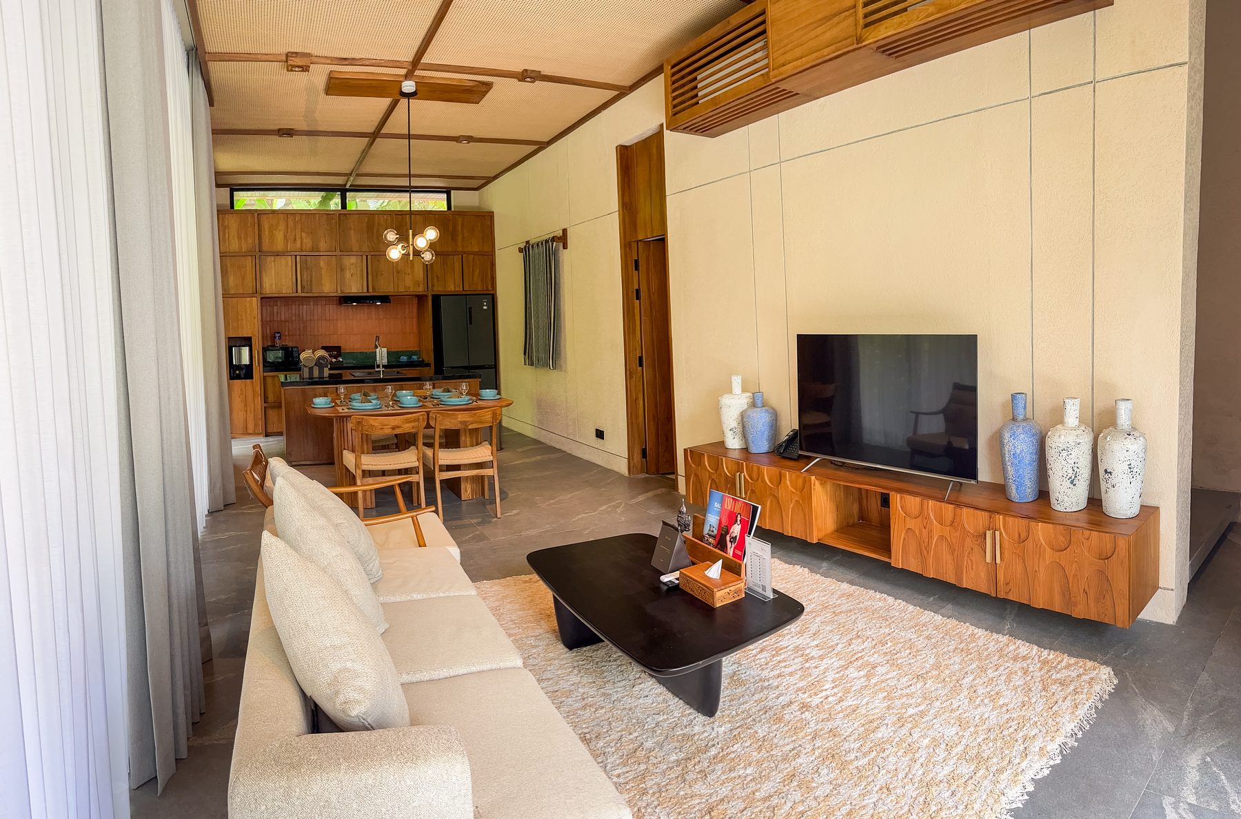 2BR Boutique — Open Living